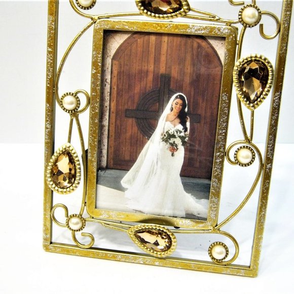 𝅺Jeweled Gold Photo Frame - Picture 2 of 6